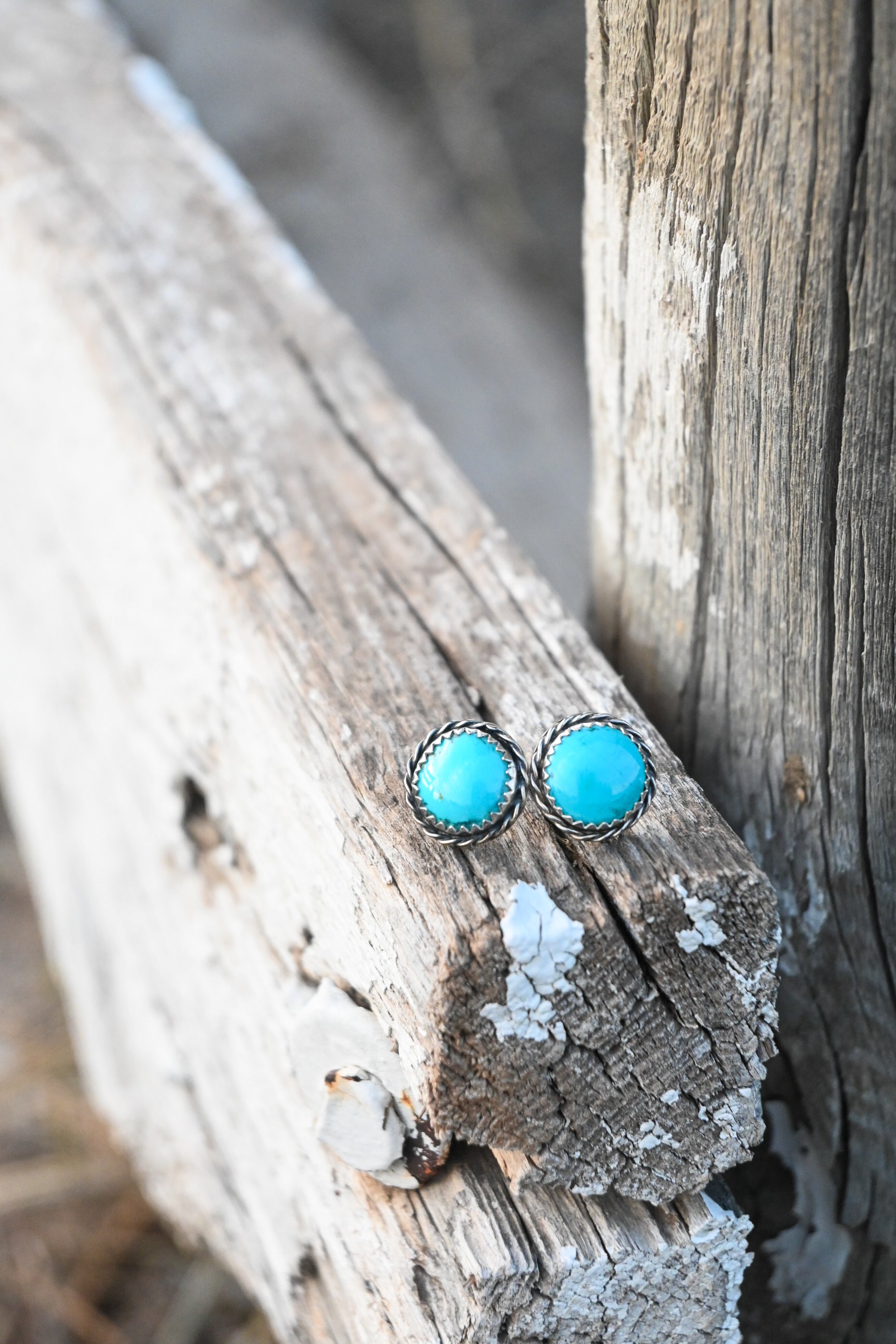 The Lillie Studs image 1